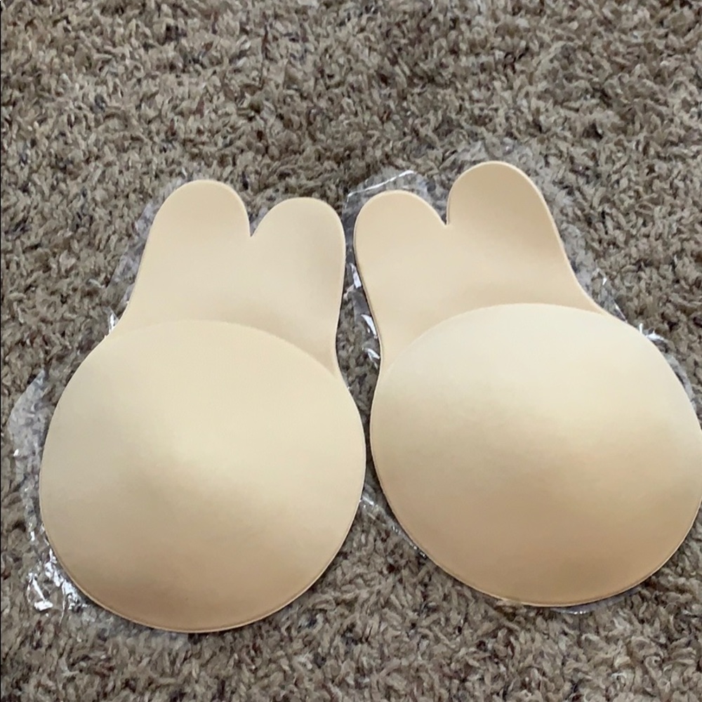 Strapless bra
